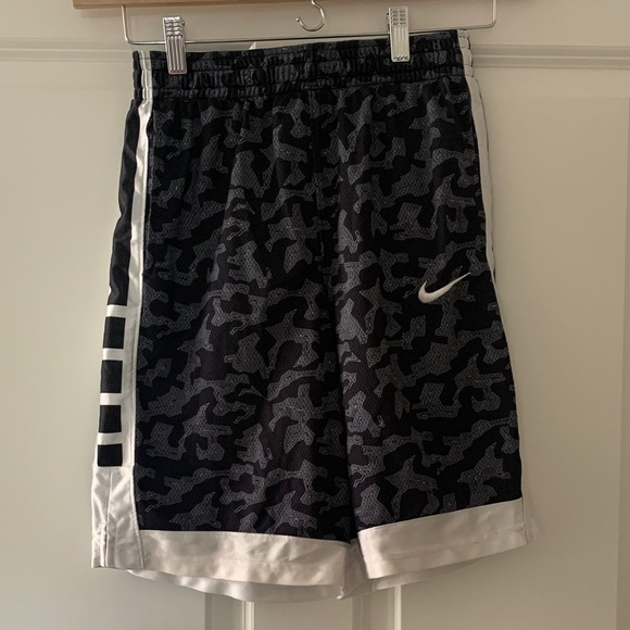 Nike Black, Grey and White Patterned Basketball Shorts - Picture 1 of 6